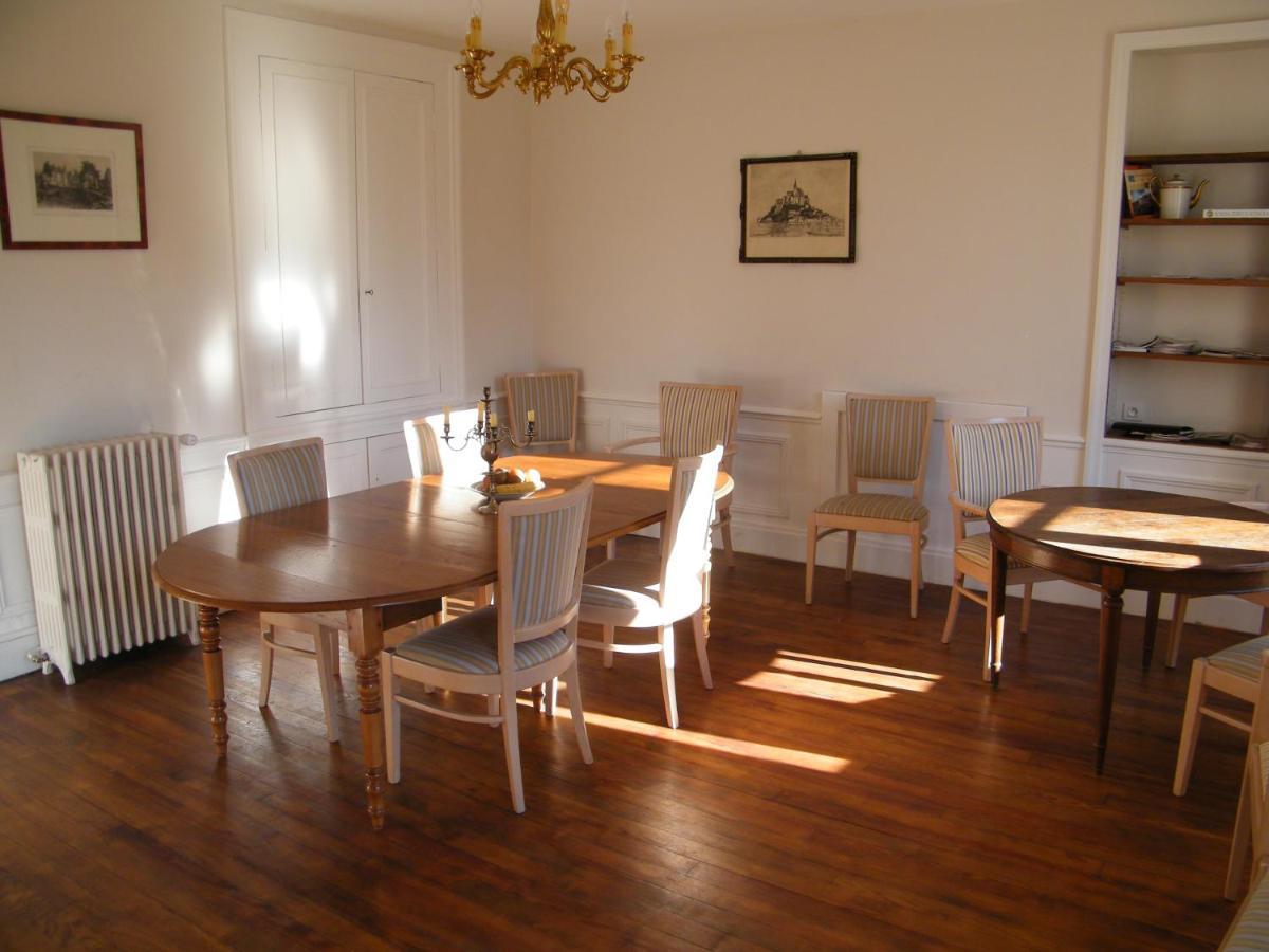 Chambres D'Hotes Chateau De Damigny Saint-Martin-des-Entrees Luaran gambar